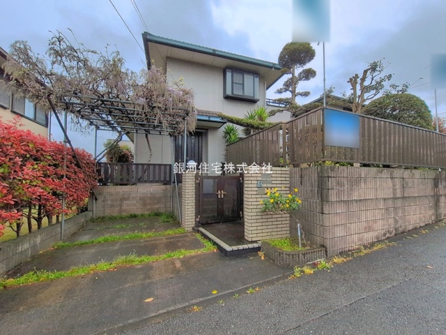 G00392429 千葉県木更津市畑沢南１丁目 中古一戸建て 2349万円 土地面積241.77m² (約73.13坪) 建物面積128.32m² (約38.81坪) 間取り４ＬＤＫ 築年月1995年02月(築31年)【外観9】