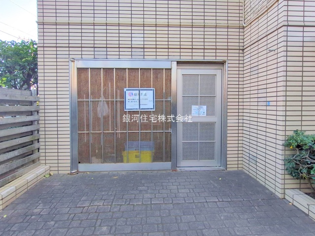 G00392591 神奈川県藤沢市鵠沼海岸２丁目 中古マンション 5999万円 専有面積87.36m² (約26.42坪) 間取り３ＬＤＫ 所在階2階 築年月1991年11月(築34年)【外観8】