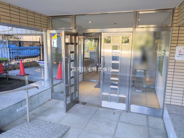G00392591 神奈川県藤沢市鵠沼海岸２丁目 中古マンション 5999万円 専有面積87.36m² (約26.42坪) 間取り３ＬＤＫ 所在階2階 築年月1991年11月(築34年)【外観12】