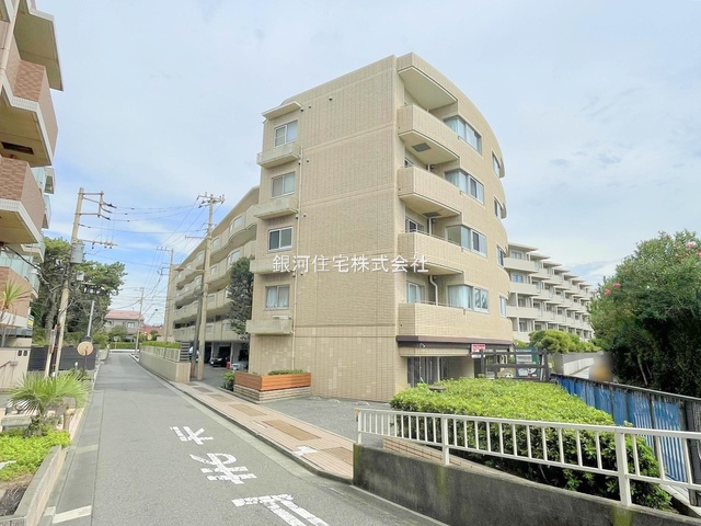 G00392591 神奈川県藤沢市鵠沼海岸２丁目 中古マンション 5999万円 専有面積87.36m² (約26.42坪) 間取り３ＬＤＫ 所在階2階 築年月1991年11月(築34年)【外観15】