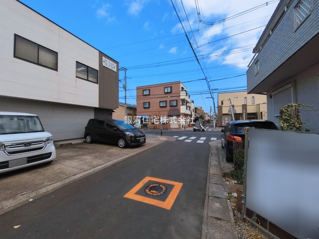 G00392599 神奈川県大和市西鶴間２丁目 新築一戸建て 4980万円 土地面積110.36m² (約33.38坪) 建物面積98.53m² (約29.80坪) 間取り４ＬＤＫ 築年月2026年07月【外観18】