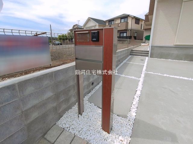 G00392621 神奈川県横浜市瀬谷区北新 新築一戸建て 5480万円 土地面積130.72m² (約39.54坪) 建物面積98.12m² (約29.68坪) 間取り４ＬＤＫ 築年月2026年04月(築１年以内)【外観17】