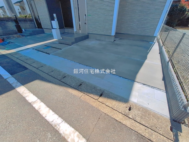 G00392632 神奈川県相模原市中央区淵野辺本町４丁目 新築一戸建て 4690万円 土地面積87.58m² (約26.49坪) 建物面積93.15m² (約28.17坪) 間取り４ＬＤＫ 築年月2026年04月(築１年以内)【外観5】