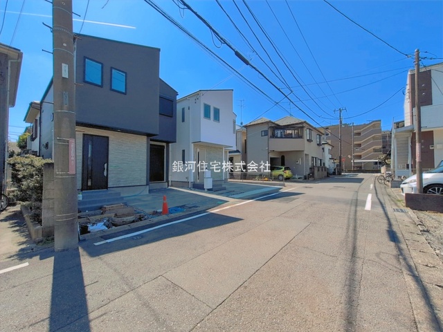 G00392632 神奈川県相模原市中央区淵野辺本町４丁目 新築一戸建て 4690万円 土地面積87.58m² (約26.49坪) 建物面積93.15m² (約28.17坪) 間取り４ＬＤＫ 築年月2026年04月(築１年以内)【外観8】