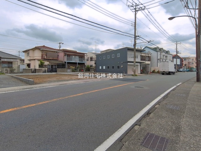 G00392756 神奈川県相模原市南区若松３丁目 新築一戸建て 5780万円 土地面積140.29m² (約42.43坪) 建物面積104.35m² (約31.56坪) 間取り４ＬＤＫ 築年月2026年08月【外観6】