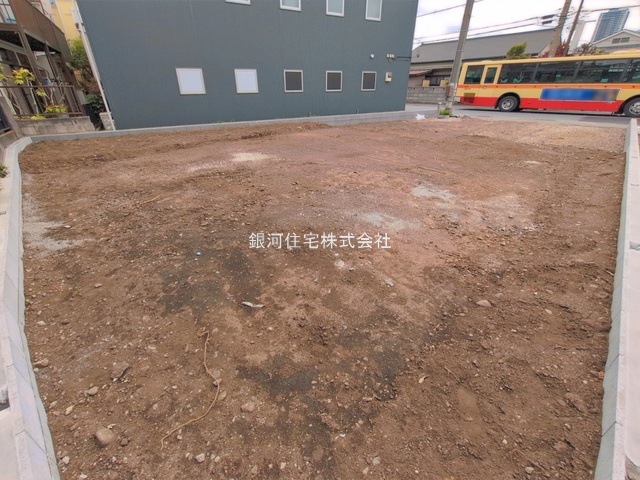 G00392756 神奈川県相模原市南区若松３丁目 新築一戸建て 5780万円 土地面積140.29m² (約42.43坪) 建物面積104.35m² (約31.56坪) 間取り４ＬＤＫ 築年月2026年08月【外観12】