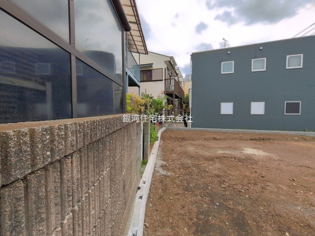 G00392756 神奈川県相模原市南区若松３丁目 新築一戸建て 5780万円 土地面積140.29m² (約42.43坪) 建物面積104.35m² (約31.56坪) 間取り４ＬＤＫ 築年月2026年08月【外観13】