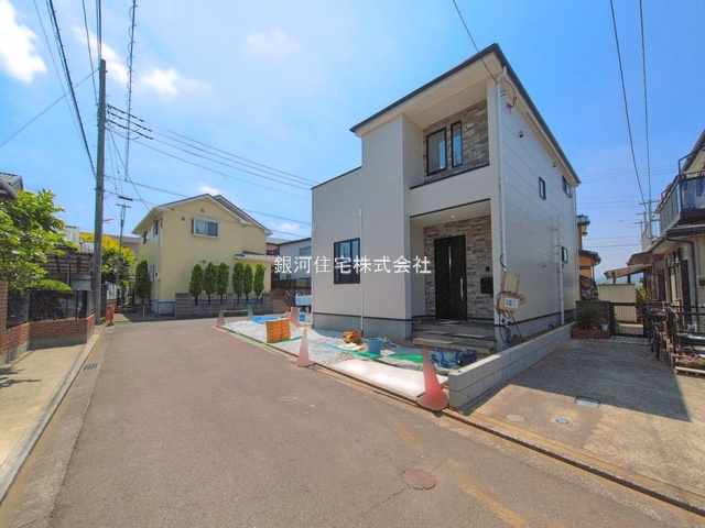 G00392778 神奈川県平塚市南金目 新築一戸建て 3599万円 土地面積166.77m² (約50.44坪) 建物面積111.84m² (約33.83坪) 間取り３ＬＤＫ 築年月2026年06月【外観3】