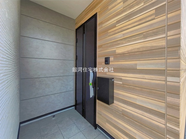 G00393501 千葉県松戸市新松戸７丁目 新築一戸建て 6598万円 土地面積141.38m² (約42.76坪) 建物面積107.85m² (約32.62坪) 間取り４ＬＤＫ 築年月2026年03月(築１年以内)【外観8】