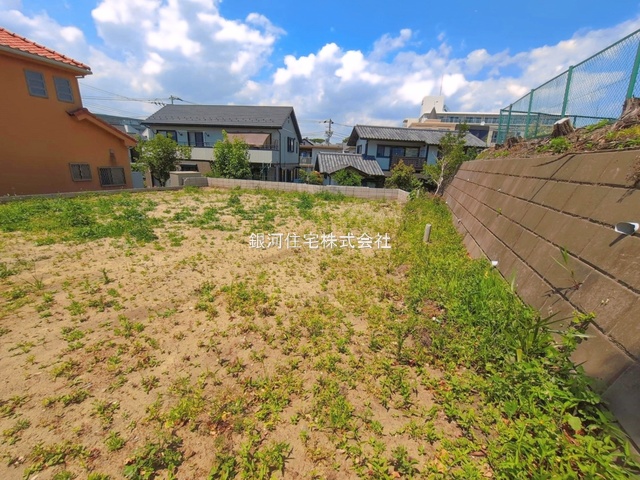 G00393916 神奈川県横浜市栄区長沼町 新築一戸建て 6780万円 土地面積316.73m² (約95.81坪) 建物面積101.02m² (約30.55坪) 間取り４ＬＤＫ 築年月2026年09月【外観9】