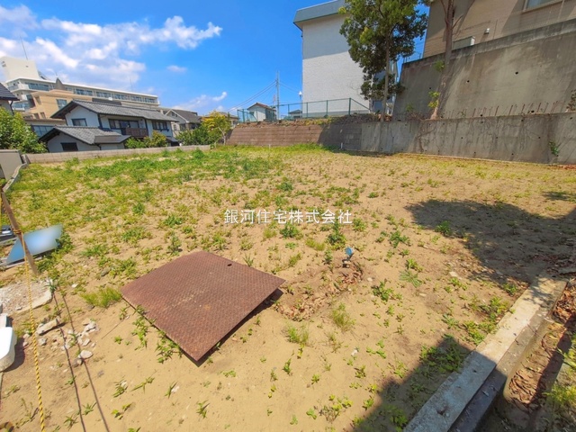 G00393916 神奈川県横浜市栄区長沼町 新築一戸建て 6780万円 土地面積316.73m² (約95.81坪) 建物面積101.02m² (約30.55坪) 間取り４ＬＤＫ 築年月2026年09月【外観16】