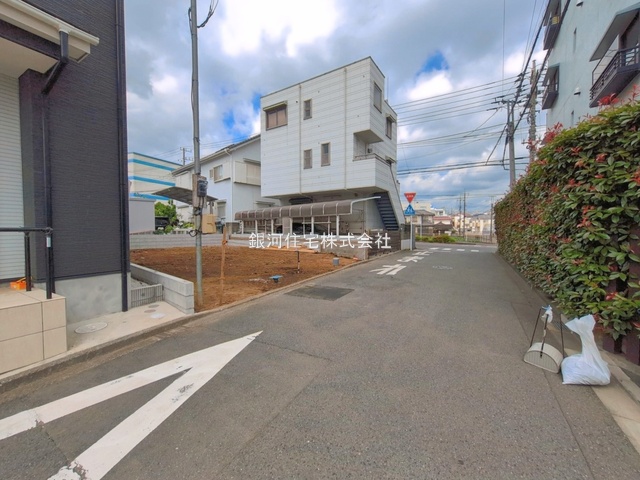 G00393929 神奈川県相模原市中央区すすきの町 新築一戸建て 5499万円 土地面積98.90m² (約29.91坪) 建物面積101.43m² (約30.68坪) 間取り４ＬＤＫ 築年月2026年08月【外観6】