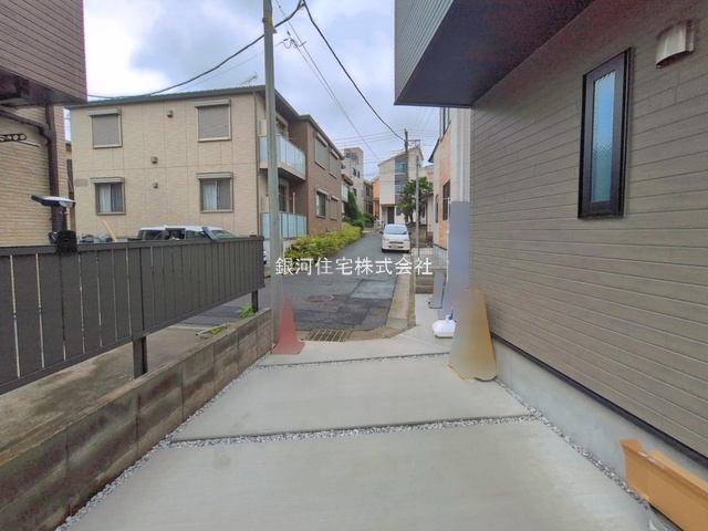 G00393931 神奈川県横浜市泉区中田南５丁目 新築一戸建て 4590万円 土地面積105.87m² (約32.02坪) 建物面積99.36m² (約30.05坪) 築年月2026年06月(築１年以内)【外観8】