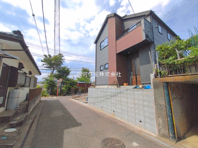 G00393981 神奈川県伊勢原市東大竹 新築一戸建て 5099万円 土地面積166.20m² (約50.27坪) 建物面積108.47m² (約32.81坪) 間取り４ＬＤＫ 築年月2026年06月(築１年以内)【外観3】