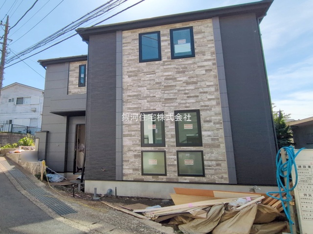 G00393983 神奈川県横浜市旭区東希望が丘 新築一戸建て 6799万円 土地面積163.69m² (約49.51坪) 建物面積108.89m² (約32.93坪) 間取り４ＬＤＫ 築年月2026年05月(築１年以内)【外観8】
