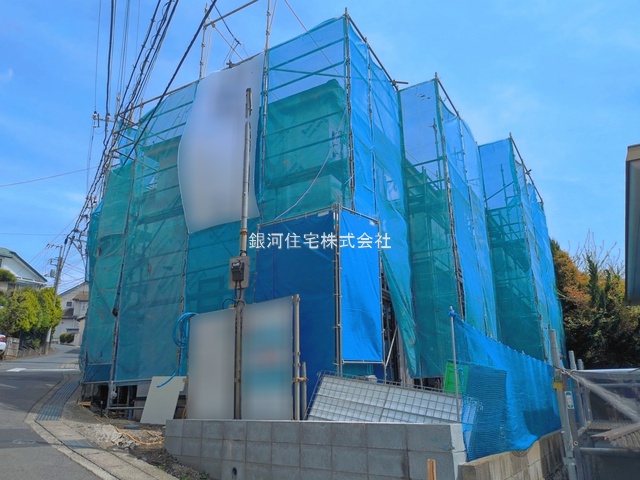 G00393983 神奈川県横浜市旭区東希望が丘 新築一戸建て 6799万円 土地面積163.69m² (約49.51坪) 建物面積108.89m² (約32.93坪) 間取り４ＬＤＫ 築年月2026年05月(築１年以内)【外観10】