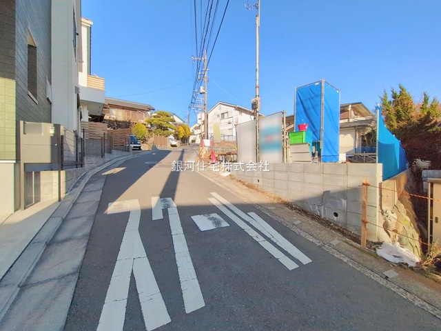 G00393983 神奈川県横浜市旭区東希望が丘 新築一戸建て 6799万円 土地面積163.69m² (約49.51坪) 建物面積108.89m² (約32.93坪) 間取り４ＬＤＫ 築年月2026年05月(築１年以内)【外観18】