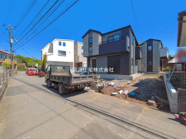 G00393984 神奈川県茅ヶ崎市柳島２丁目 新築一戸建て 5199万円 土地面積111.19m² (約33.63坪) 建物面積108.47m² (約32.81坪) 間取り４ＬＤＫ 築年月2026年04月(築１年以内)【外観16】