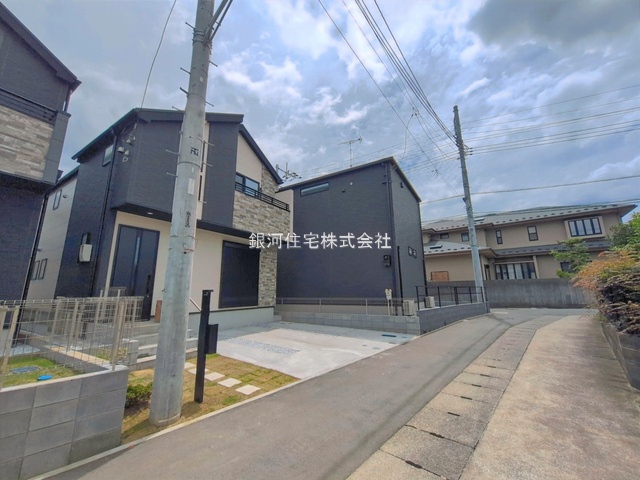 G00393986 神奈川県横浜市泉区新橋町 新築一戸建て 5699万円 土地面積111.02m² (約33.58坪) 建物面積97.71m² (約29.55坪) 間取り４ＬＤＫ 築年月2026年06月(築１年以内)【外観10】