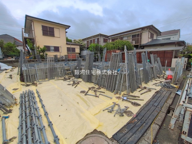 G00393989 神奈川県横浜市泉区和泉町 新築一戸建て 5880万円 土地面積182.96m² (約55.34坪) 建物面積84.46m² (約25.54坪) 間取り３ＬＤＫ 築年月2026年07月【外観7】