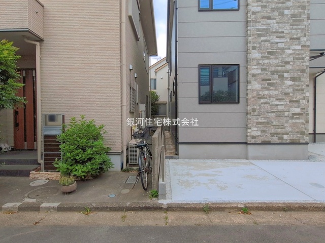 G00394021 神奈川県相模原市南区文京１丁目 新築一戸建て 6249万円 土地面積110.86m² (約33.53坪) 建物面積110.67m² (約33.47坪) 築年月2026年05月(築１年以内)【外観11】