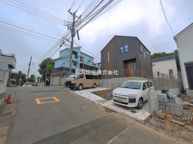 G00394042 神奈川県藤沢市藤沢５丁目 新築一戸建て 6298万円 土地面積201.08m² (約60.82坪) 建物面積101.64m² (約30.74坪) 間取り４ＬＤＫ 築年月2026年06月(築１年以内)【外観6】