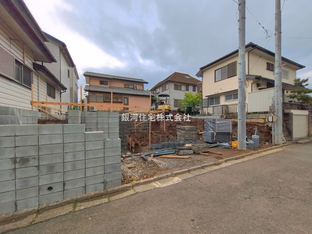 G00394076 神奈川県綾瀬市早川 新築一戸建て 3580万円 土地面積97.09m² (約29.36坪) 建物面積97.30m² (約29.43坪) 間取り３ＬＤＫ 築年月2026年08月【外観8】