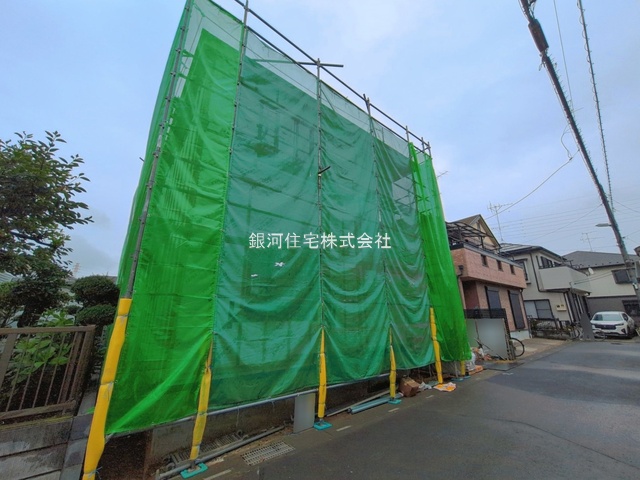 G00394113 埼玉県越谷市大字大泊 新築一戸建て 5099万円 土地面積109.87m² (約33.23坪) 建物面積109.71m² (約33.18坪) 間取り４ＬＤＫ 築年月2026年07月【外観2】