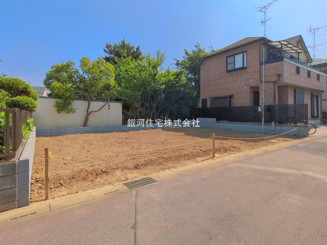 G00394113 埼玉県越谷市大字大泊 新築一戸建て 5099万円 土地面積109.87m² (約33.23坪) 建物面積109.71m² (約33.18坪) 間取り４ＬＤＫ 築年月2026年07月【外観8】