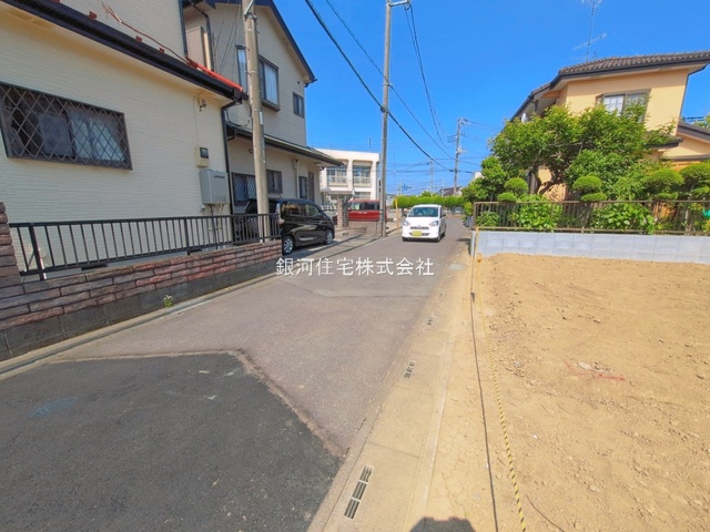 G00394113 埼玉県越谷市大字大泊 新築一戸建て 5099万円 土地面積109.87m² (約33.23坪) 建物面積109.71m² (約33.18坪) 間取り４ＬＤＫ 築年月2026年07月【外観11】