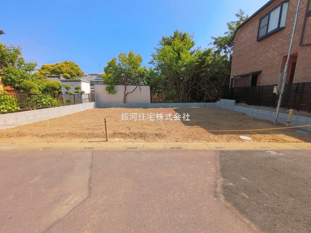 G00394113 埼玉県越谷市大字大泊 新築一戸建て 5099万円 土地面積109.87m² (約33.23坪) 建物面積109.71m² (約33.18坪) 間取り４ＬＤＫ 築年月2026年07月【外観12】