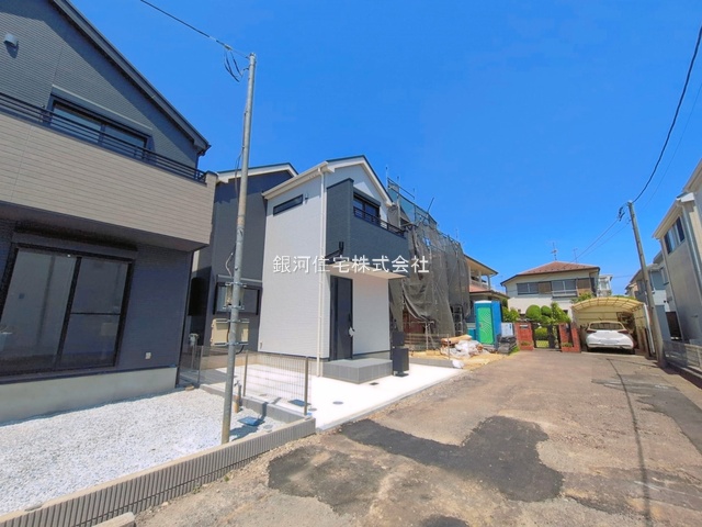 G00394117 神奈川県横浜市港北区新吉田東５丁目 新築一戸建て 6790万円 土地面積84.57m² (約25.58坪) 建物面積84.04m² (約25.42坪) 間取り３ＬＤＫ 築年月2026年04月(築１年以内)【外観3】