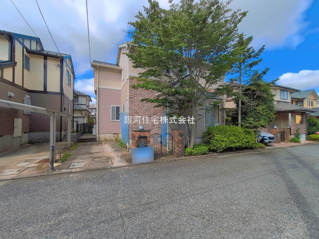 G00396171 千葉県千葉市緑区あすみが丘９丁目 中古一戸建て 2299万円 土地面積179.88m² (約54.41坪) 建物面積129.38m² (約39.13坪) 間取り５ＬＤＫ 築年月1997年03月(築29年)【外観2】