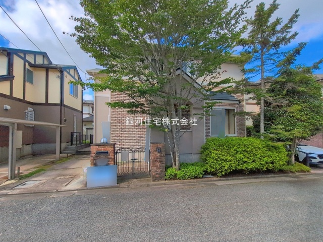 G00396171 千葉県千葉市緑区あすみが丘９丁目 中古一戸建て 2299万円 土地面積179.88m² (約54.41坪) 建物面積129.38m² (約39.13坪) 間取り５ＬＤＫ 築年月1997年03月(築29年)【外観7】