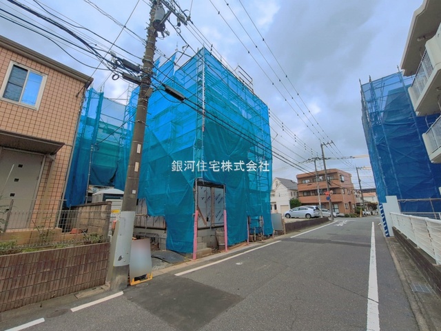 G00396231 千葉県市川市下新宿 新築一戸建て 6590万円 土地面積57.86m² (約17.50坪) 建物面積98.06m² (約29.66坪) 間取り２ＳＬＤＫ 築年月2026年08月(築１年以内)【外観9】
