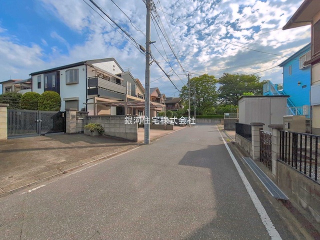 G00397021 千葉県市原市旭五所 中古一戸建て 2880万円 土地面積149.64m² (約45.26坪) 建物面積138.62m² (約41.93坪) 間取り５ＬＤＫ 築年月2005年03月(築21年)【外観3】