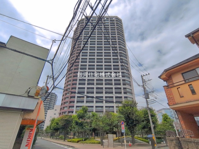 G00397114 東京都西東京市住吉町３丁目 中古マンション 8480万円 専有面積62.36m² (約18.86坪) 間取り２ＬＤＫ 所在階13階 築年月2009年01月(築17年)【外観2】