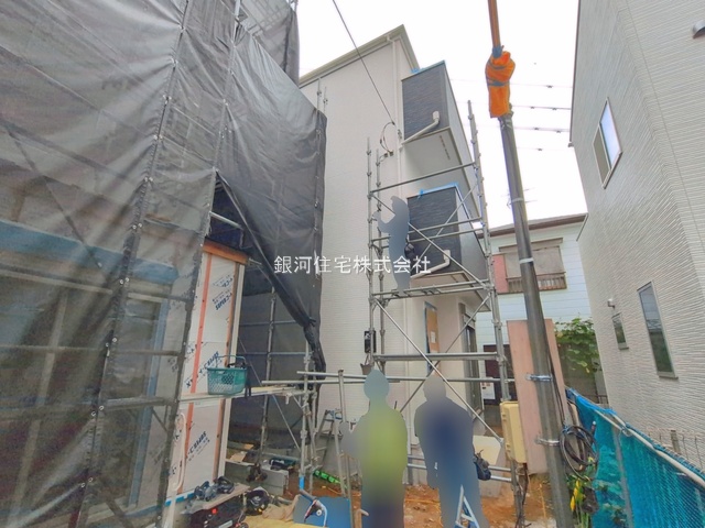 G00397194 埼玉県さいたま市大宮区寿能町２丁目 新築一戸建て 5880万円 土地面積105.00m² (約31.76坪) 建物面積98.11m² (約29.67坪) 築年月2026年08月(築１年以内)【外観4】