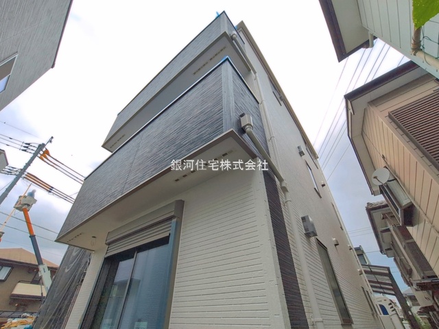 G00397194 埼玉県さいたま市大宮区寿能町２丁目 新築一戸建て 5880万円 土地面積105.00m² (約31.76坪) 建物面積98.11m² (約29.67坪) 築年月2026年08月(築１年以内)【外観11】