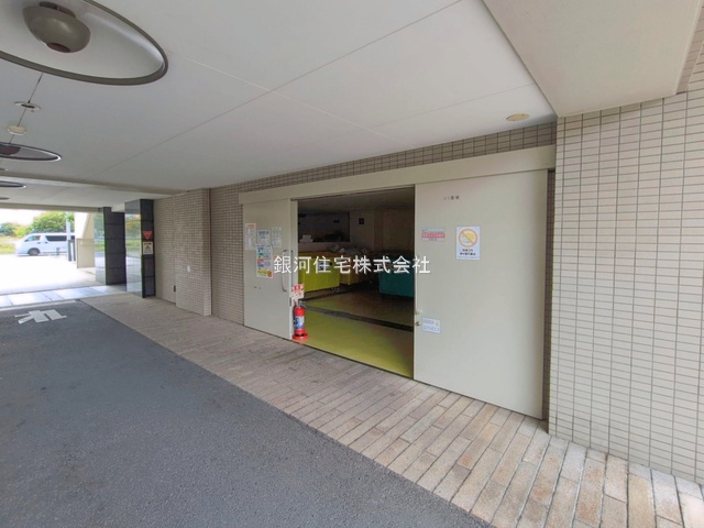 G00397314 東京都葛飾区亀有３丁目 中古マンション 7999万円 専有面積70.20m² (約21.23坪) 間取り３ＬＤＫ 所在階10階 築年月2006年01月(築20年)【外観9】