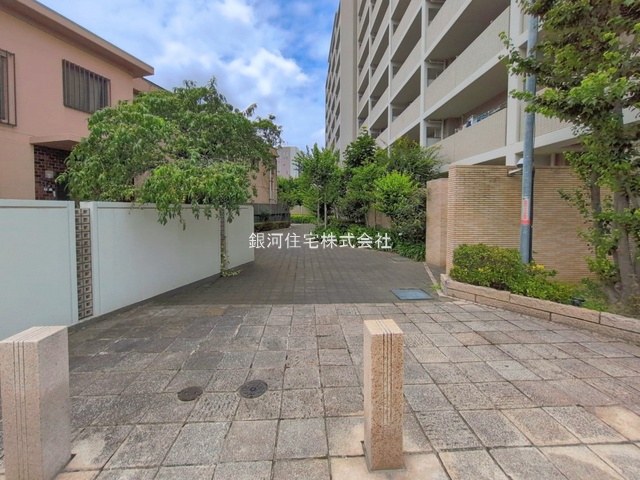 G00397314 東京都葛飾区亀有３丁目 中古マンション 7999万円 専有面積70.20m² (約21.23坪) 間取り３ＬＤＫ 所在階10階 築年月2006年01月(築20年)【外観11】