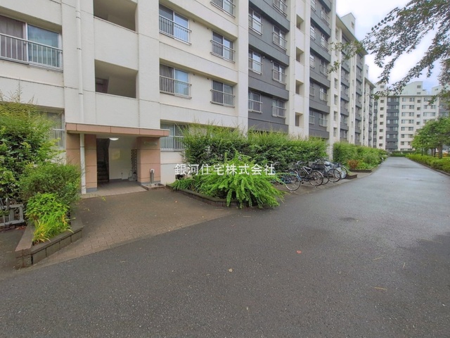 G00397491 神奈川県横浜市戸塚区俣野町 中古マンション 2199万円 専有面積72.23m² (約21.84坪) 間取り４ＬＤＫ 所在階7階 築年月1974年07月(築52年)【外観3】