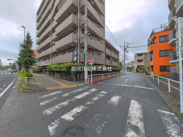 G00397492 東京都板橋区東新町１丁目 中古マンション 6980万円 専有面積66.70m² (約20.17坪) 間取り３ＬＤＫ 所在階3階 築年月1999年03月(築27年)【外観9】