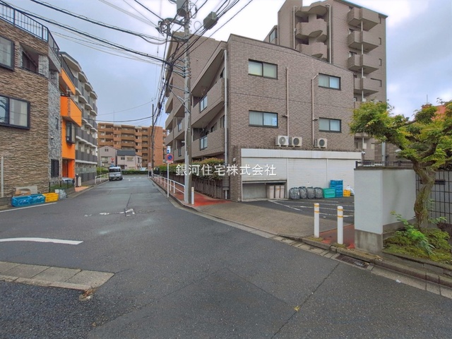 G00397492 東京都板橋区東新町１丁目 中古マンション 6980万円 専有面積66.70m² (約20.17坪) 間取り３ＬＤＫ 所在階3階 築年月1999年03月(築27年)【外観11】