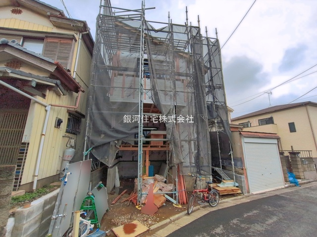東六月町