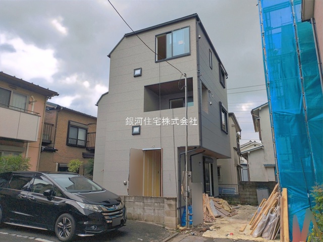 東六月町