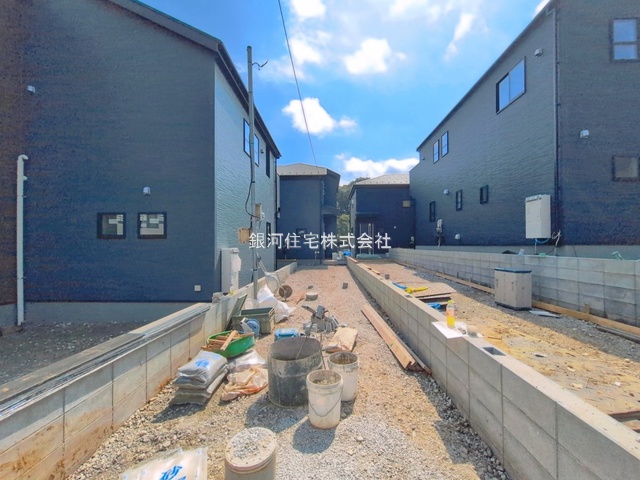 G00398377 東京都八王子市館町 新築一戸建て 3799万円 土地面積185.11m² (約55.99坪) 建物面積102.87m² (約31.11坪) 間取り４ＬＤＫ 築年月2026年09月(築１年以内)【外観15】