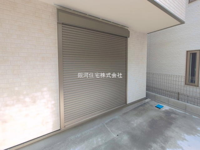 G00398384 千葉県市川市国分６丁目 新築一戸建て 3998万円 土地面積71.24m² (約21.55坪) 建物面積96.88m² (約29.30坪) 築年月2026年07月(築１年以内)【外観11】