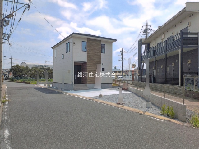 G00398448 埼玉県草加市谷塚町 新築一戸建て 5499万円 土地面積151.51m² (約45.83坪) 建物面積105.54m² (約31.92坪) 間取り４ＬＤＫ 築年月2026年07月(築１年以内)【外観3】
