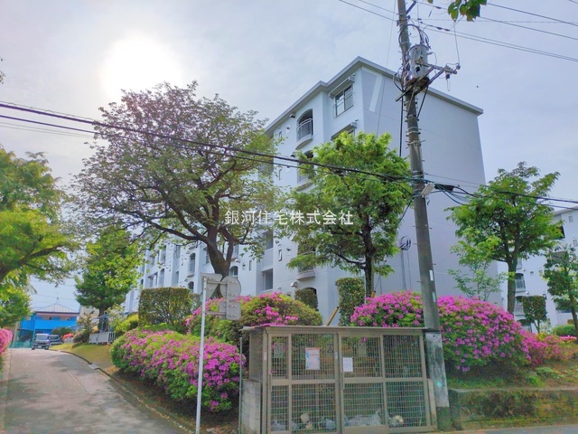 G00398508 埼玉県入間市大字上藤沢 中古マンション 1170万円 専有面積81.87m² (約24.76坪) 間取り３ＬＤＫ 築年月1974年03月(築52年)【外観2】